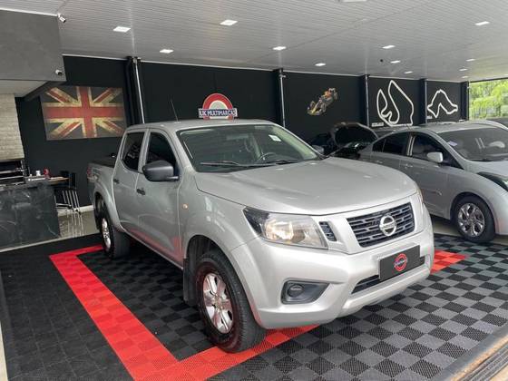 NISSAN FRONTIER 2.3 16V TURBO DIESEL ATTACK CD 4X4 AUTOMÁTICO